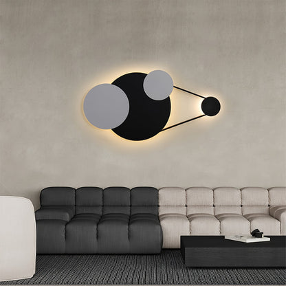 Vertical Trio Wall Lamp