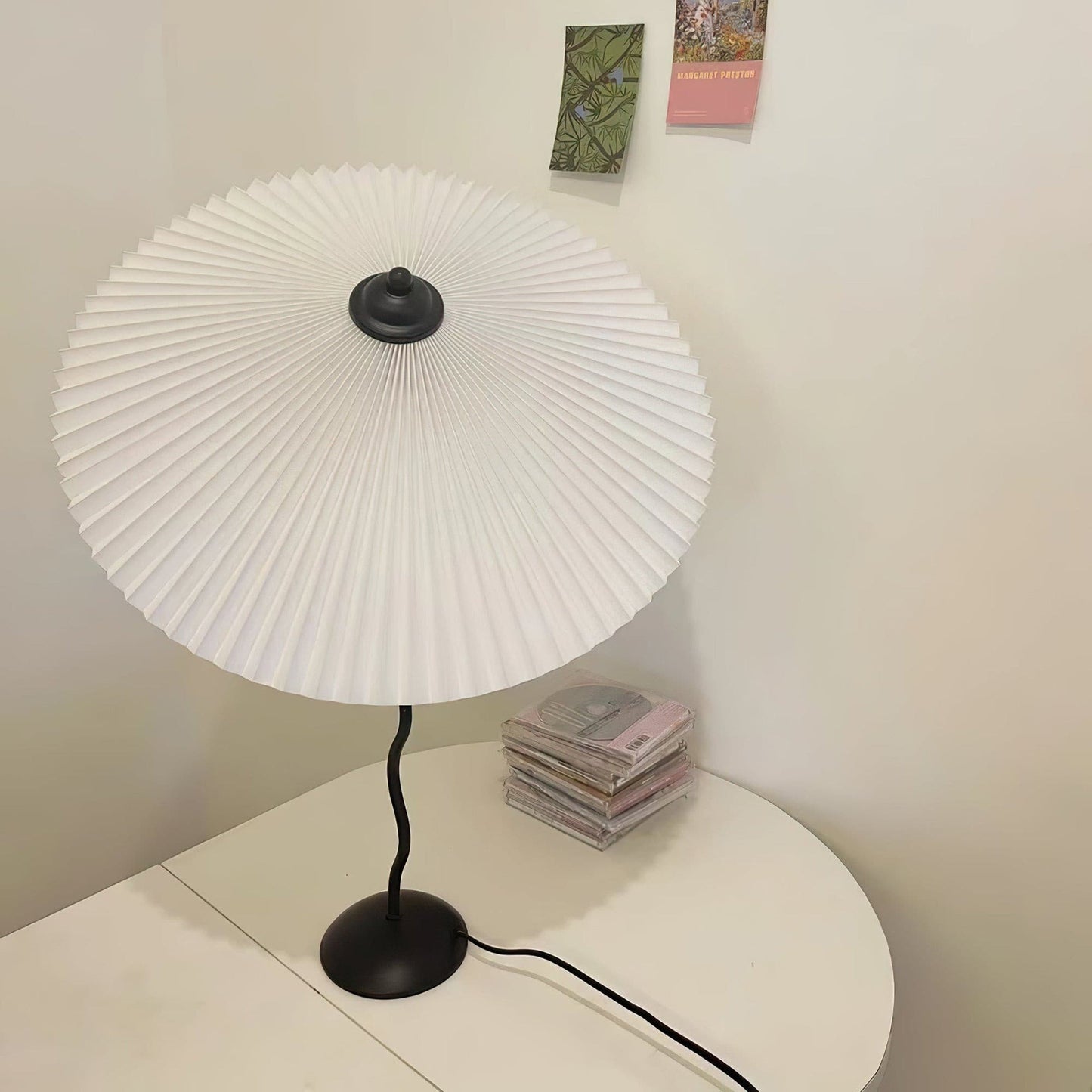 Wiggly Pleated Table Lamp