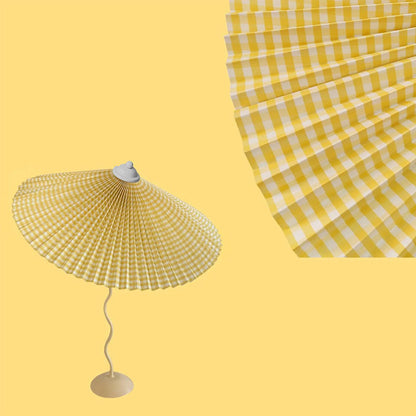Wiggly Pleated Table Lamp