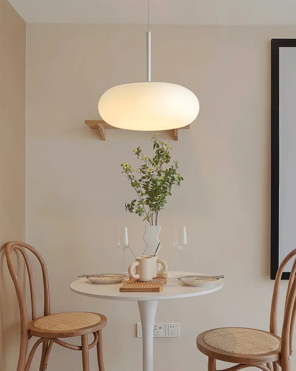 Simple and Modern Pendant Lamp, Never fade, the pendant light emits charming and bright light, adding an elegant atmosphere to your home. A simple and elegant design that adapts to any interior environment, from the office to the bedroom..