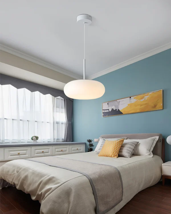 Simple and Modern Pendant Lamp, Never fade, the pendant light emits charming and bright light, adding an elegant atmosphere to your home. A simple and elegant design that adapts to any interior environment, from the office to the bedroom..