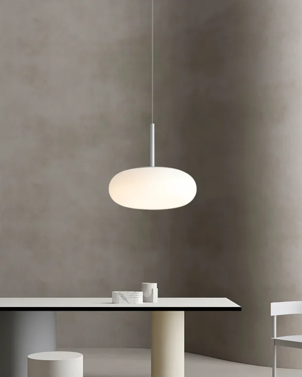 Simple and Modern Pendant Lamp, Never fade, the pendant light emits charming and bright light, adding an elegant atmosphere to your home. A simple and elegant design that adapts to any interior environment, from the office to the bedroom..