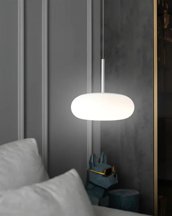 Simple and Modern Pendant Lamp, Never fade, the pendant light emits charming and bright light, adding an elegant atmosphere to your home. A simple and elegant design that adapts to any interior environment, from the office to the bedroom..