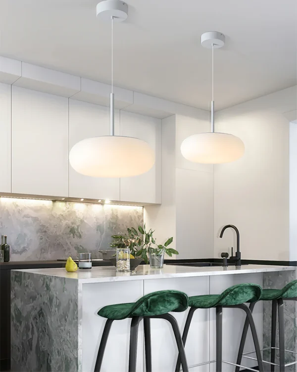 Simple and Modern Pendant Lamp, Never fade, the pendant light emits charming and bright light, adding an elegant atmosphere to your home. A simple and elegant design that adapts to any interior environment, from the office to the bedroom..