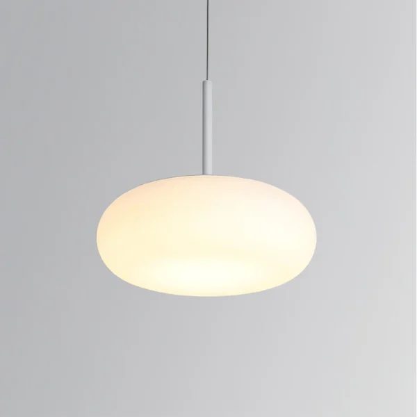 Simple and Modern Pendant Lamp, Never fade, the pendant light emits charming and bright light, adding an elegant atmosphere to your home. A simple and elegant design that adapts to any interior environment, from the office to the bedroom..