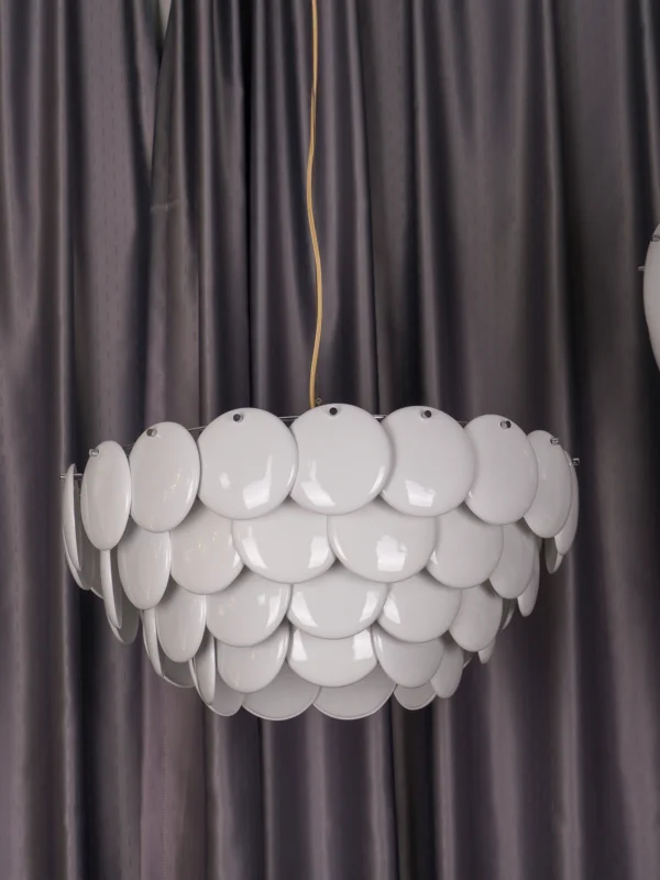 Pembridge Chandelier | Lia Premium Lights