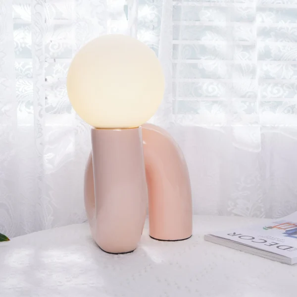 Neotenic Table Lamp