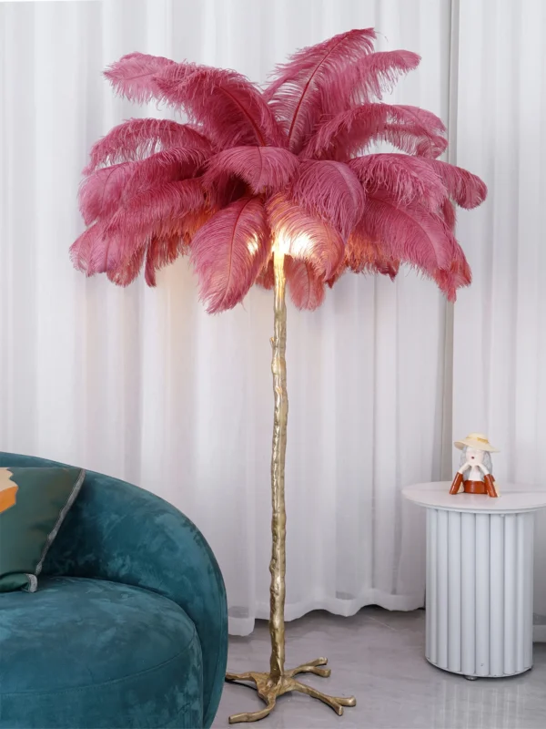 Ostrich Feather Brass Floor Lamp 2 5f6172f7 1600 4f57 8c6e 2bcc0b4ed0b9 2048x2048