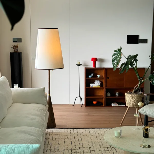 Mezzo Floor Light 3 2048x2048