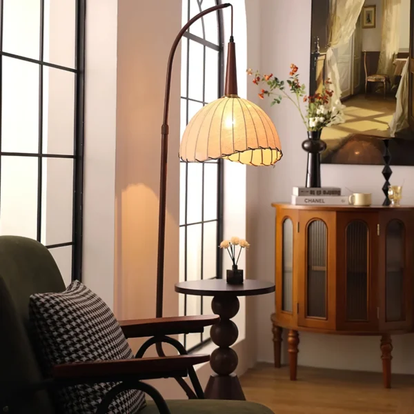 Naumy Floor Lamp 1 2048x2048