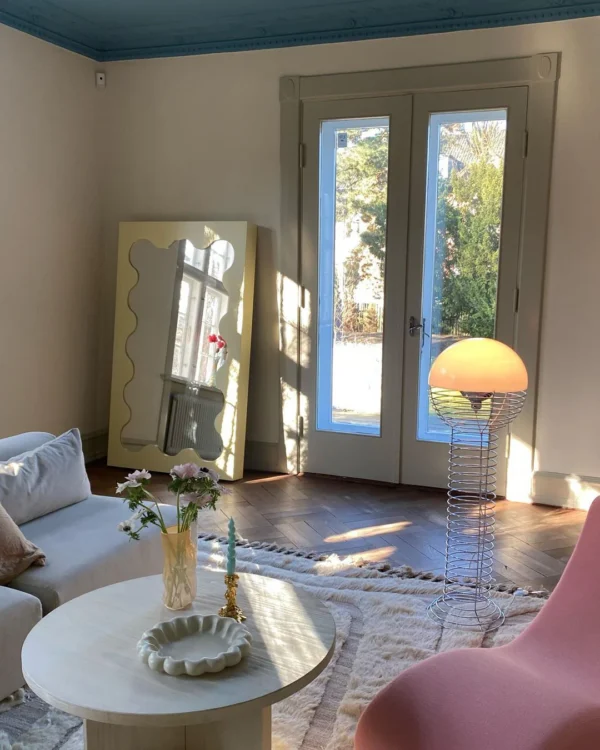 Wire Table Lamp 15 2048x2048